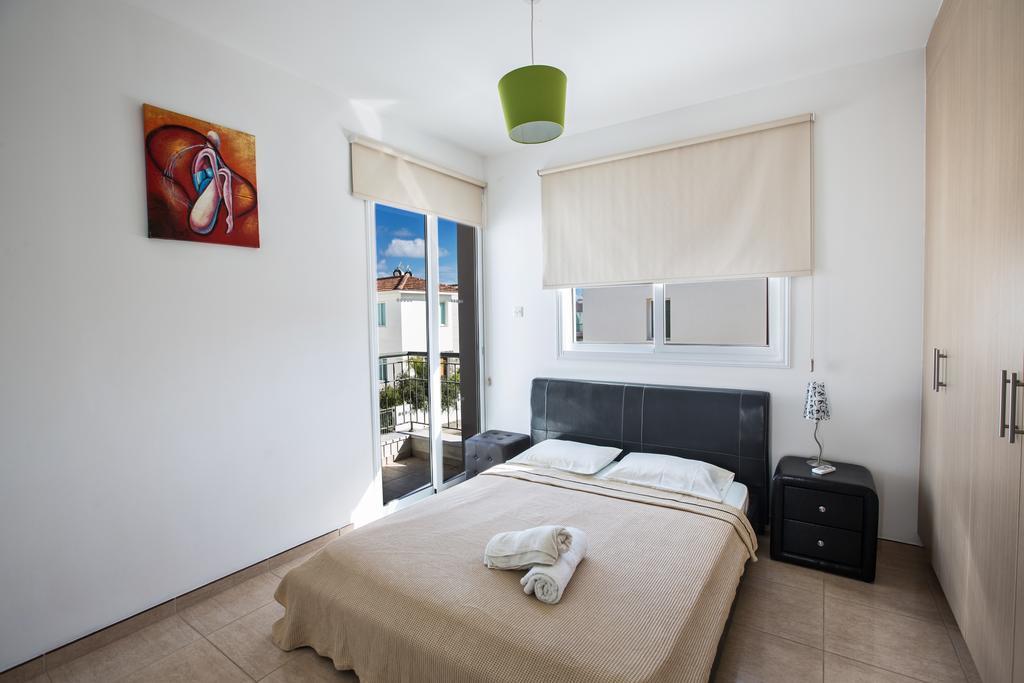 Avra Villas Paralimni Zimmer foto